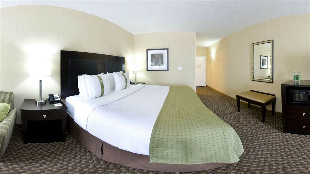 Holiday Inn Hotel & Suites Memphis-Wolfchase Galleria By Ihg Exterior foto