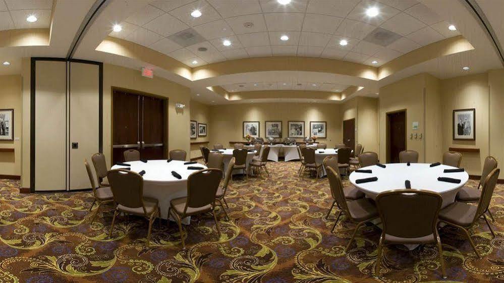 Holiday Inn Hotel & Suites Memphis-Wolfchase Galleria By Ihg Exterior foto